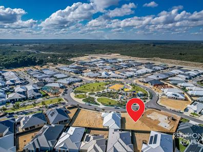 3 Taarak Circuit, Eglinton WA 6034