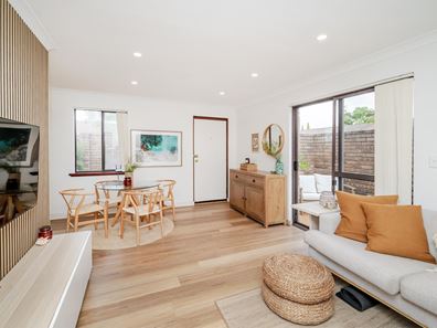 2/15 Axford Street, Como WA 6152