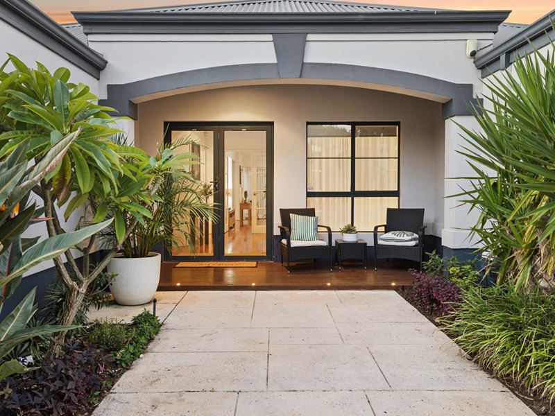33 Rosewell Green, Wanneroo WA 6065