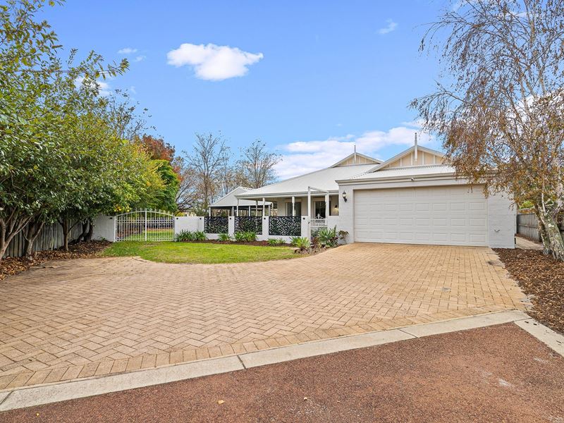 10 Rustle Nook, Pinjarra WA 6208