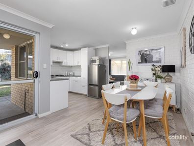 4 Palm Court, Eaton WA 6232