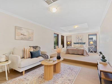 60 Seascapes Boulevard, Halls Head WA 6210