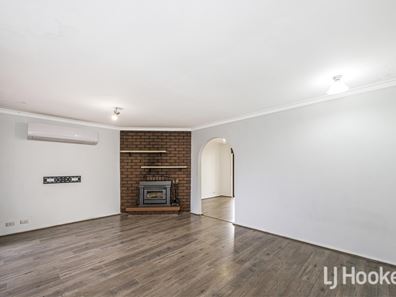 13 Marquis Court, Gosnells WA 6110