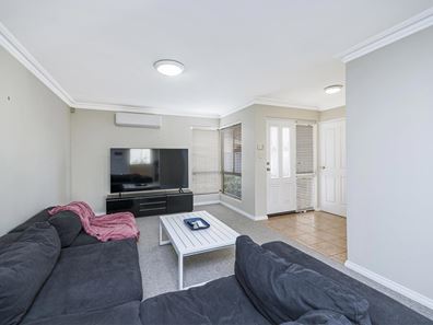 2/54 Moulden Avenue, Yokine WA 6060