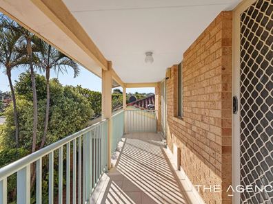 2/7 Wooramel Way, Nollamara WA 6061