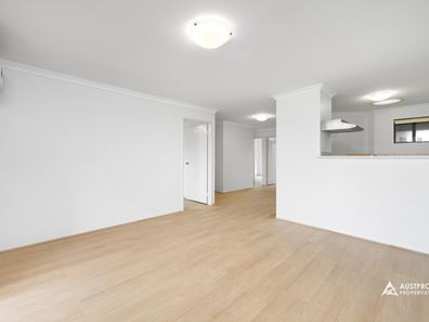 25/20 Gochean Avenue, Bentley WA 6102