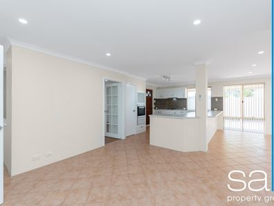 2 Herdsman Court, Success WA 6164