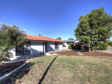 12 Leucosia Court, Heathridge WA 6027