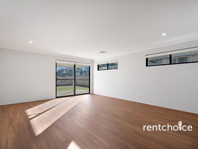 12 Camperdown Wy, Lakelands WA 6180