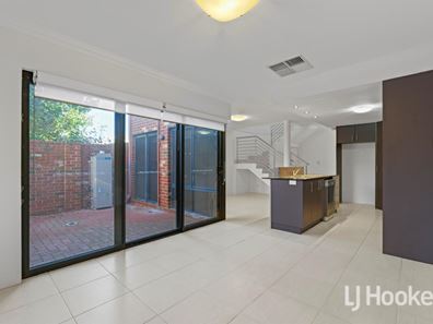 18A Mcmillan St, Victoria Park WA 6100