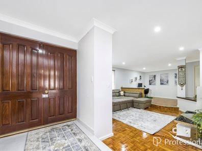3 Aspen Grove, Ballajura WA 6066