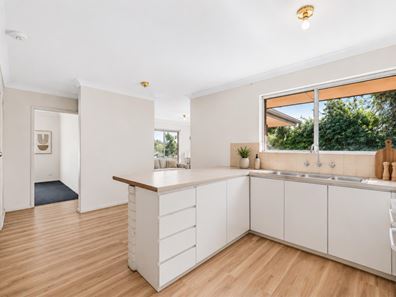 12 Adair Avenue, Mount Nasura WA 6112