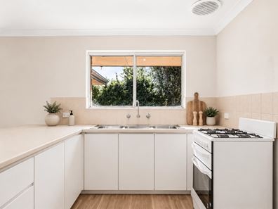 12 Adair Avenue, Mount Nasura WA 6112