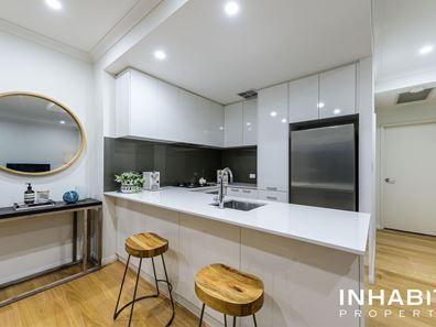 4/193 Grand Promenade, Doubleview WA 6018