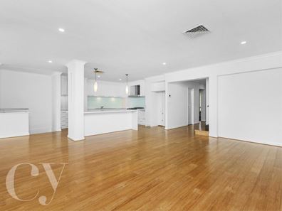 7 Roscommon Crescent, Beaconsfield WA 6162