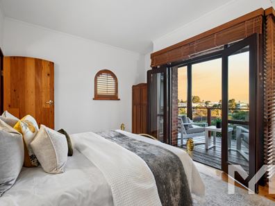 42 Burt Street, Fremantle WA 6160