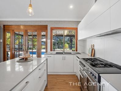 11 Chittawarra Court, Glen Forrest WA 6071