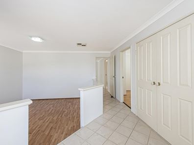 7 Maidstone Parade, Secret Harbour WA 6173