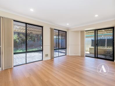 6 Meadowview Mews, Canning Vale WA 6155