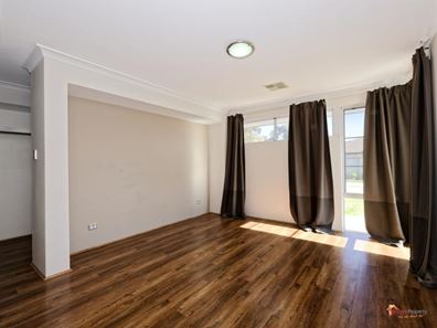 18 Sapphire Chase, Wellard WA 6170