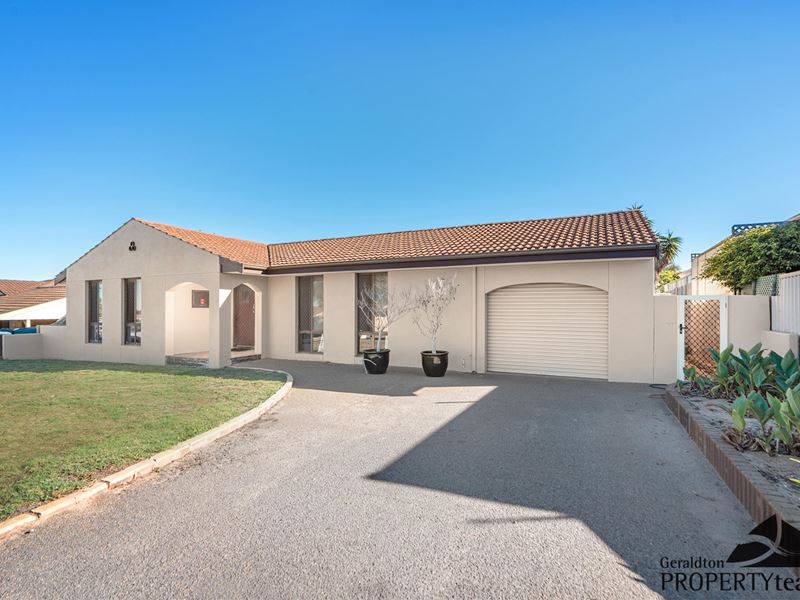 5 Sheldon Place, Tarcoola Beach