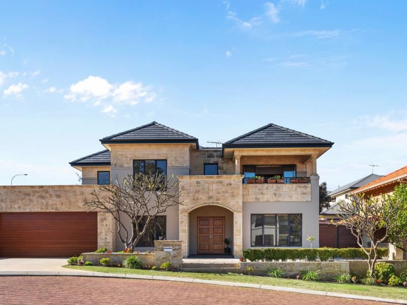 8 Waraba Place, Mount Claremont WA 6010