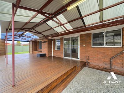 30 Erindale Court, Yakamia WA 6330