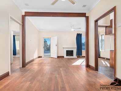 9 Tamar Street, Rangeway WA 6530