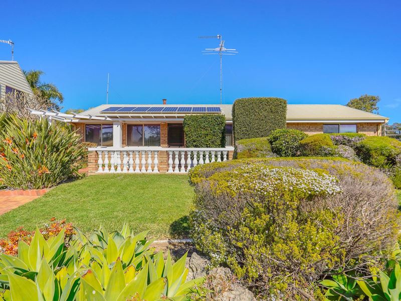 18 Erica Street, Coodanup WA 6210