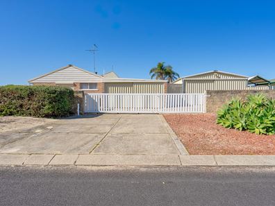 18 Erica Street, Coodanup WA 6210