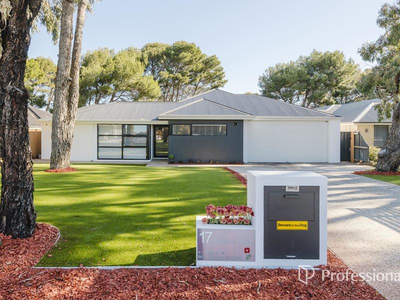 17 Parkland Drive, Yanchep WA 6035