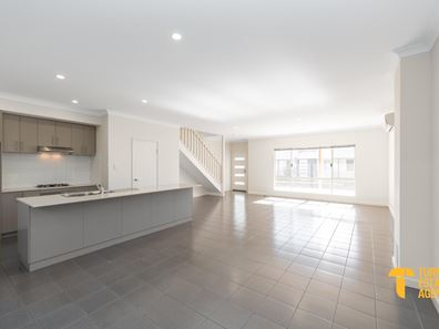 44/15 Kardan Loop, Falcon WA 6210