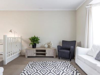 22 Chesters Way, Winthrop WA 6150