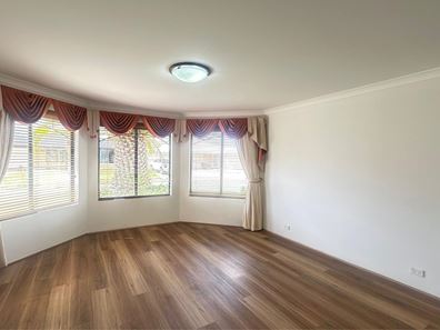 5 Lowis Way, Canning Vale WA 6155