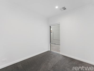 1/186 Hamilton Road, Spearwood WA 6163