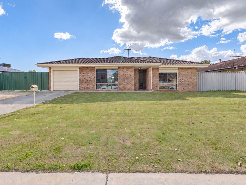 37 Bodicoat Drive, Brookdale WA 6112
