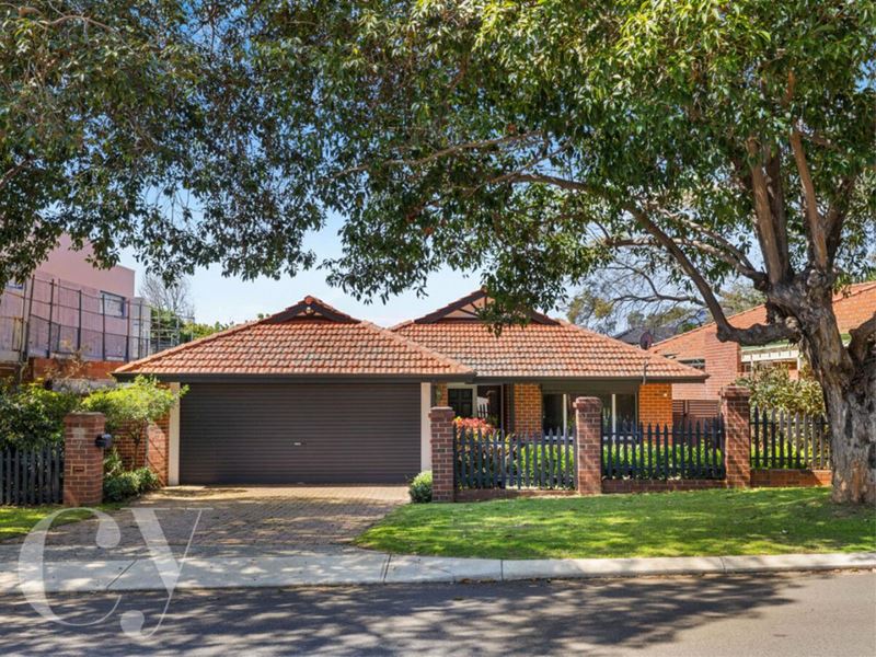 7 Redcourt Road, Attadale