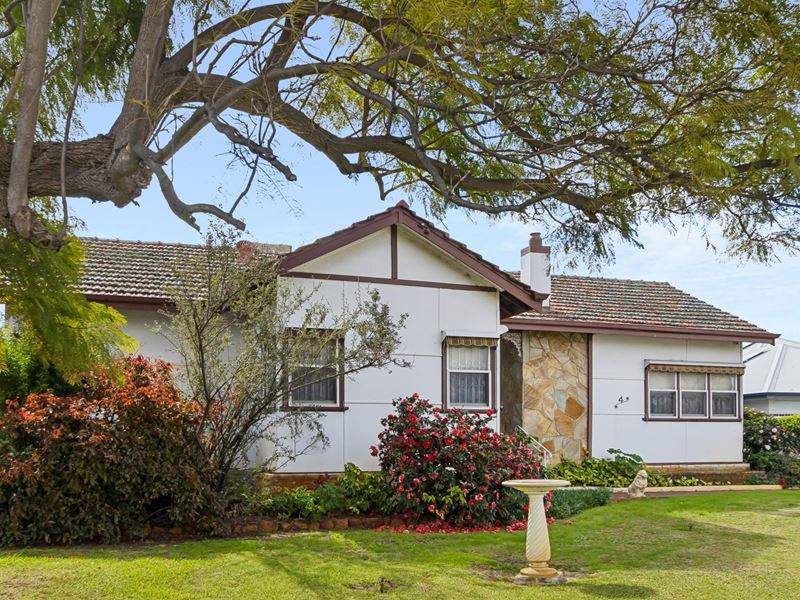 4 Hardy Road, Bassendean WA 6054