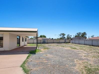 33 Talmalmo Place, South Kalgoorlie WA 6430