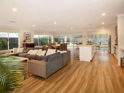 28 Sloop Loop, Dunsborough WA 6281