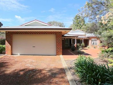 42 Tributary Place, Leschenault WA 6233