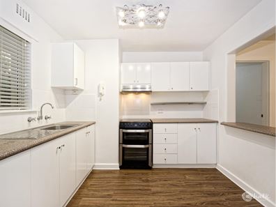 1/9 Gamble Place, Orelia WA 6167