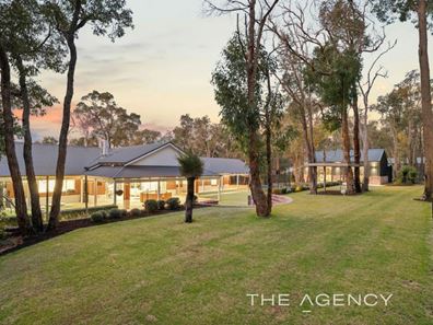935 Bushlands Road, Hovea WA 6071
