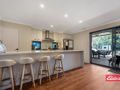 7 Horseshoe Court, Deepdale WA 6532