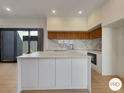 30 Karinha Way, Baynton WA 6714