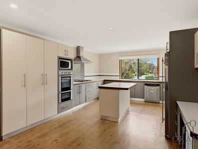 5 Meadowview Court, Preston Beach WA 6215