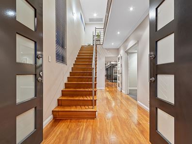 10 Bologna Vista, Landsdale WA 6065