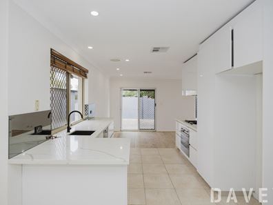 137 Newborough Street, Scarborough WA 6019