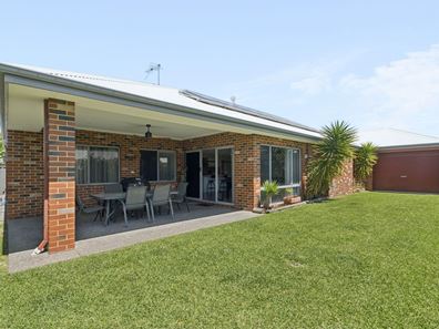 2 Magos Way, Aveley WA 6069