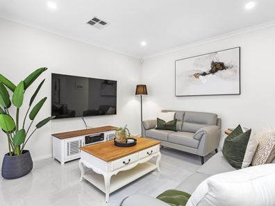 270C Grand Promenade, Dianella WA 6059